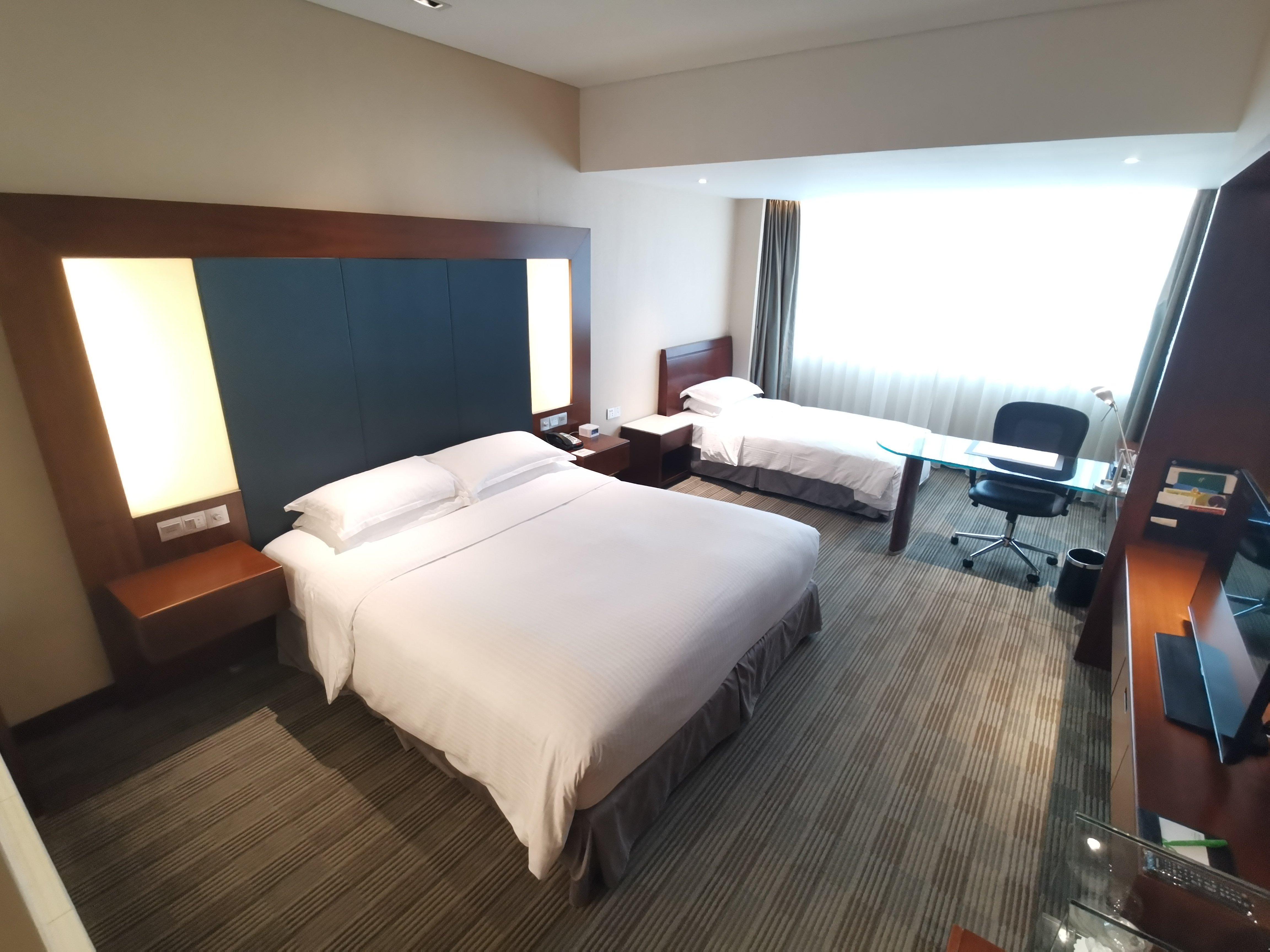 هوليداي إن Shanghai Pudong المظهر الخارجي الصورة